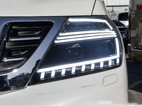 Car Headlight Assembly For Nissan Patrol Y62 2012-2019 Turn Signal Fog Daytime Running Light Front Lamp Streamer Dynamic
